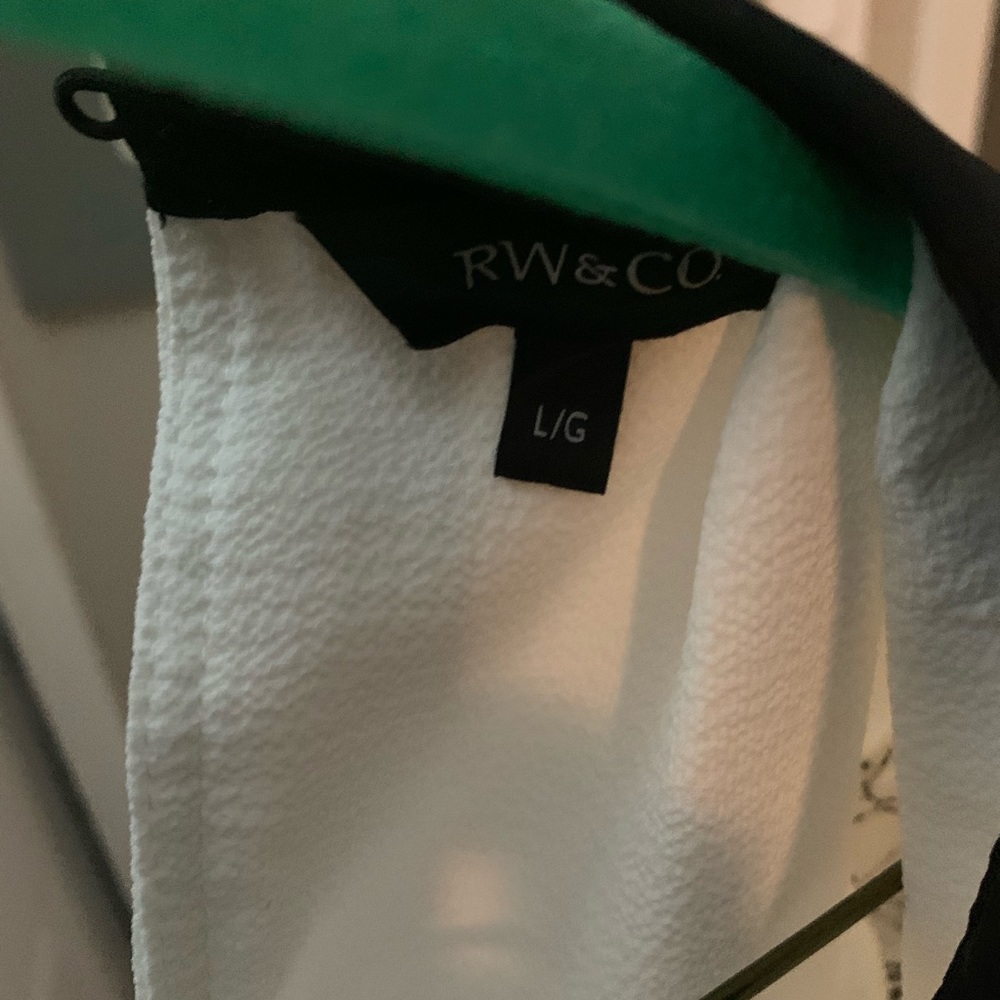 RW&co top - Picture 4 of 4